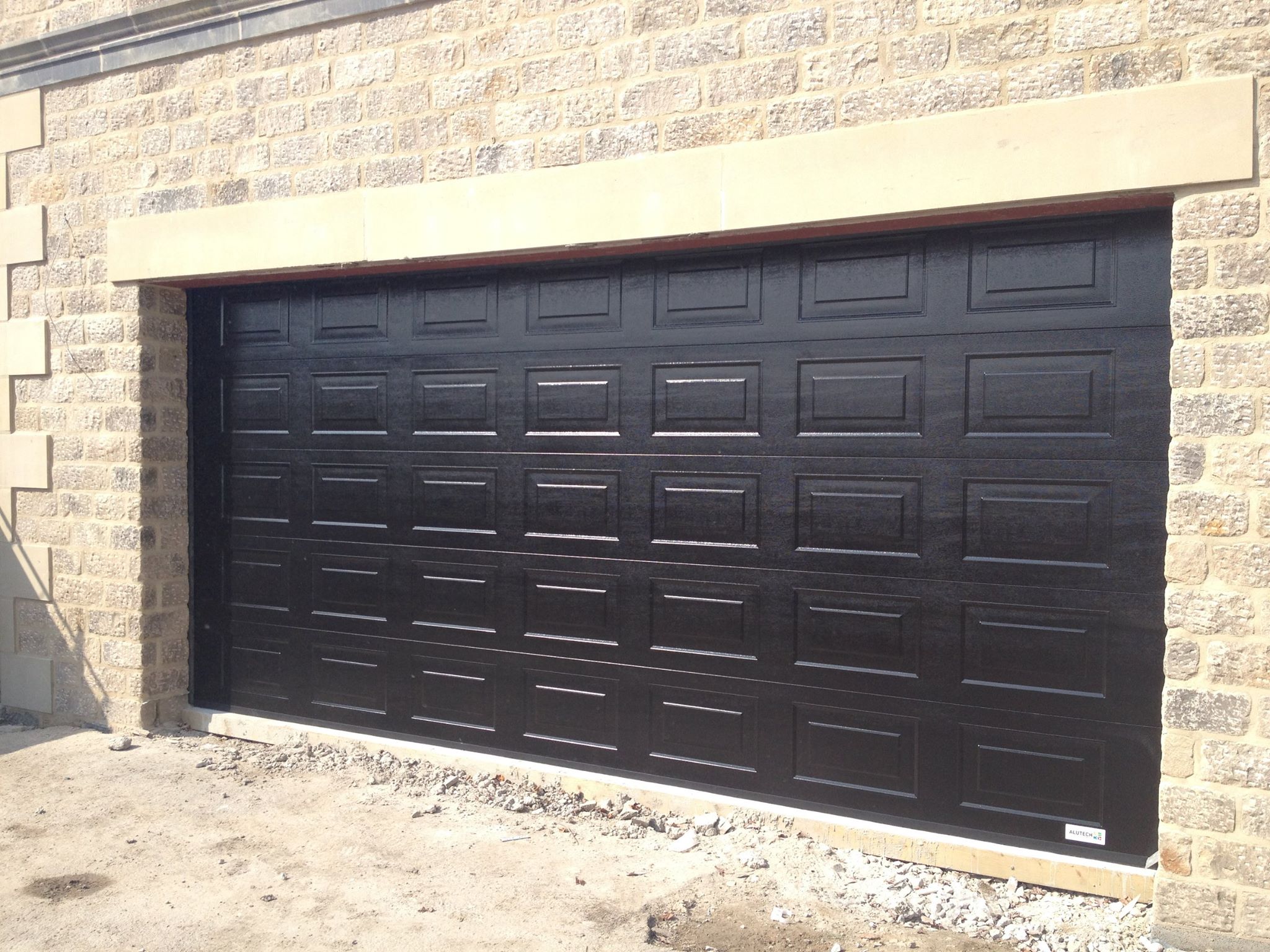 1st Choice Garage Doors Mirfield Yorkshire